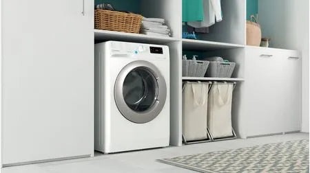 Lavatrice a libera installazione a carica frontale Indesit: 7,0 kg - BWSE 7125X SV IT