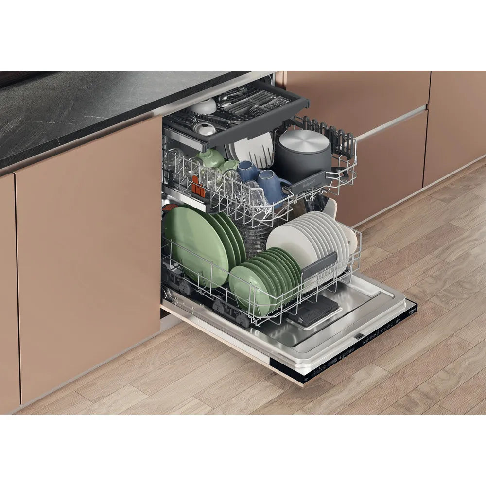 LAVASTOVIGLIE HOTPOINT-ARISTON  HP 4IFC14BS 15 COPERTI  9 PROGRAMMI - SLIDE