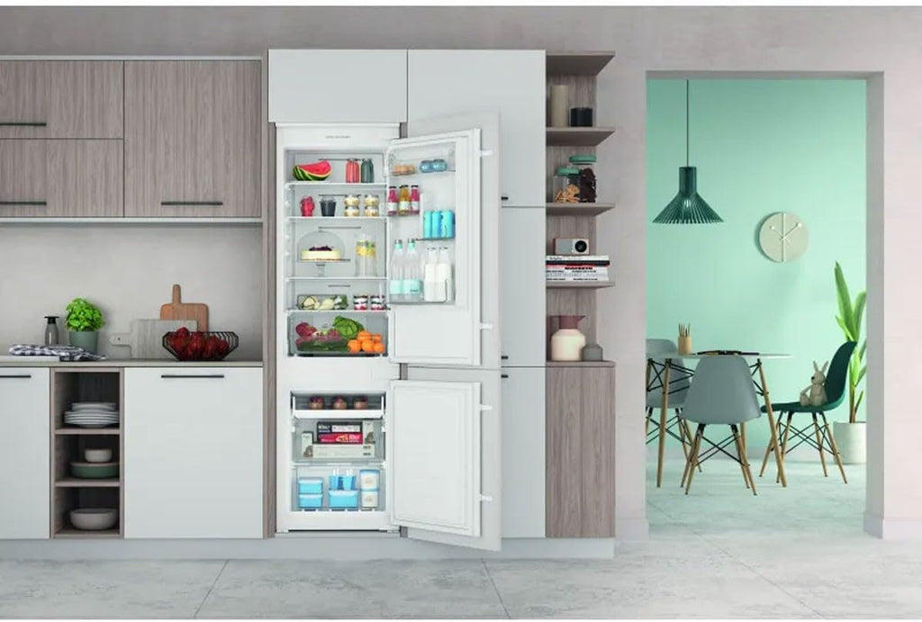 INDESIT INC18T112 FRIGORIFERO INCASSO H177 x L.54  TOTAL NO FROST