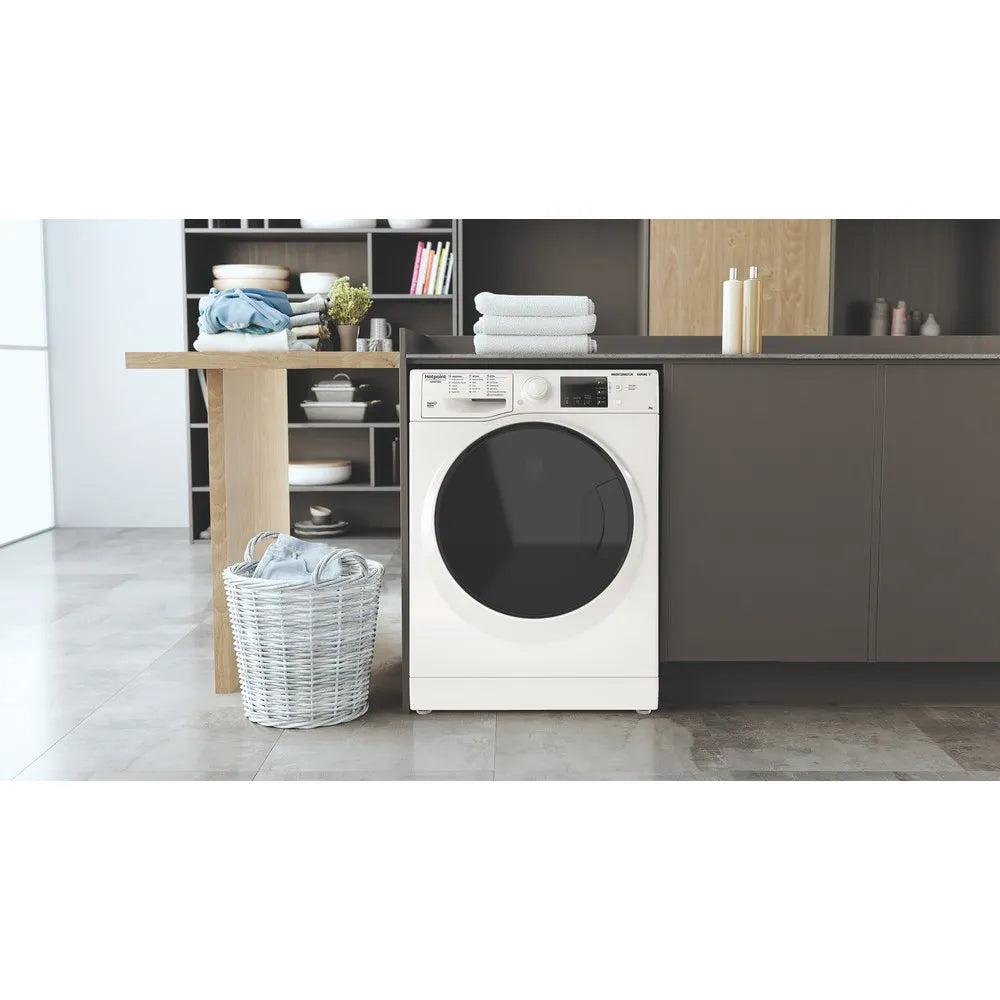 HOTPOINT-ARISTON  Lavatrice RSSG725D IT  7 KG SLIM   B